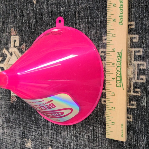 Pink Beer Bong - Picture 5 of 7